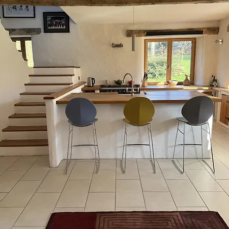 Just Be Holidays France فندق مبيت وإفطار